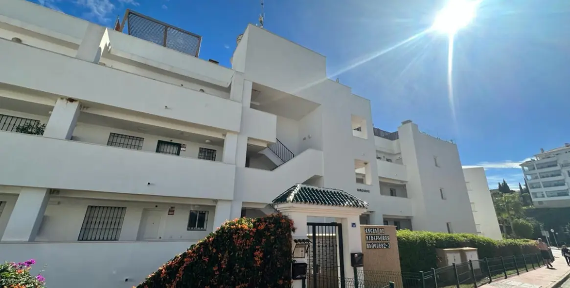 Sale of penthouse in Riviera del Sol 24