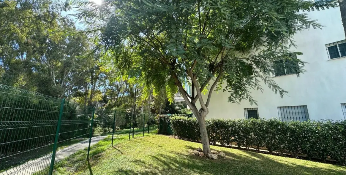 Sale of penthouse in Riviera del Sol 25
