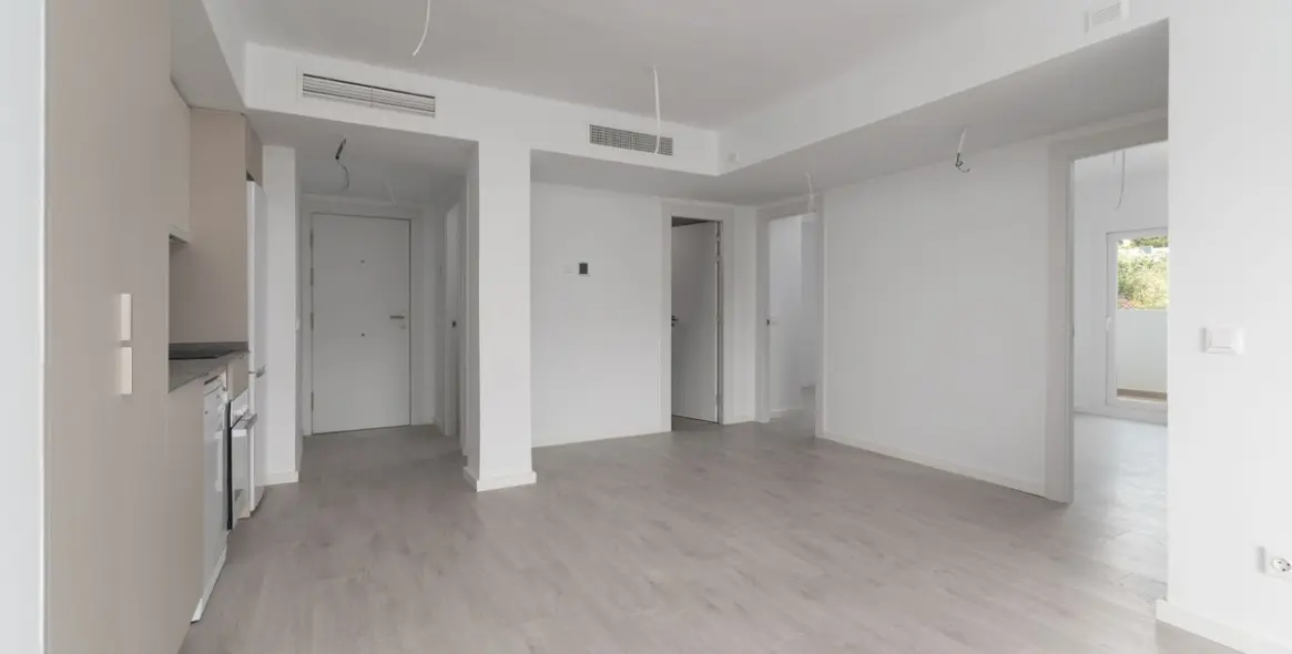 Sale of middle floor apartment in Fuengirola 5