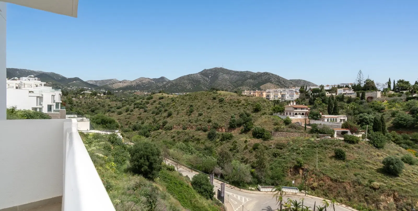 Продажа апартаментов на среднем этаже в Fuengirola 11