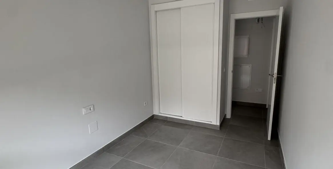 Sale of ground floor apartment in Mijas 10