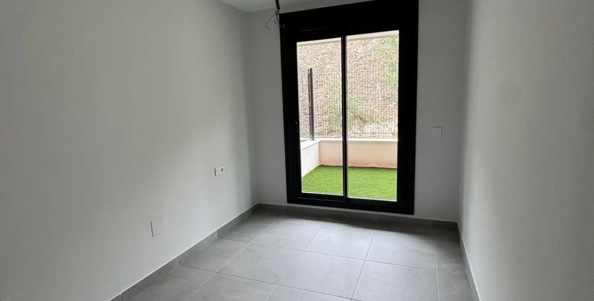 Sale of ground floor apartment in Mijas 17