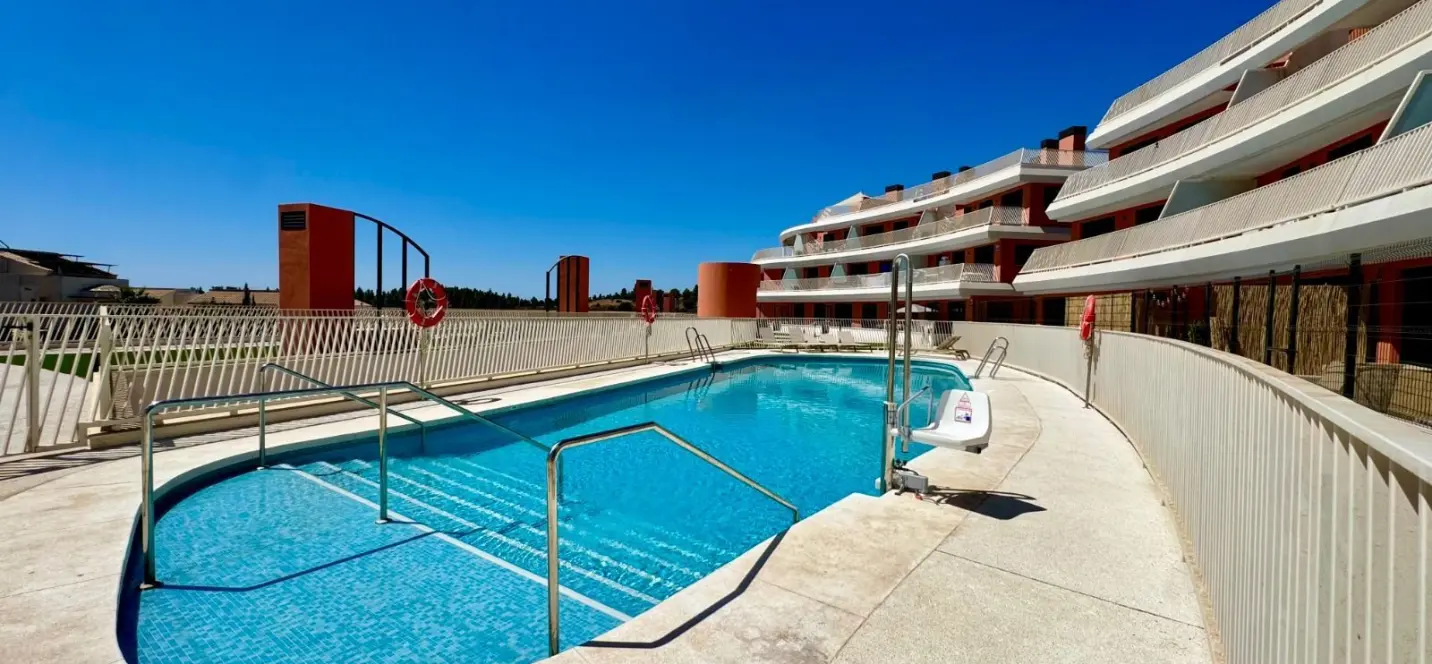 Venta de apartamento en planta baja en Mijas 1