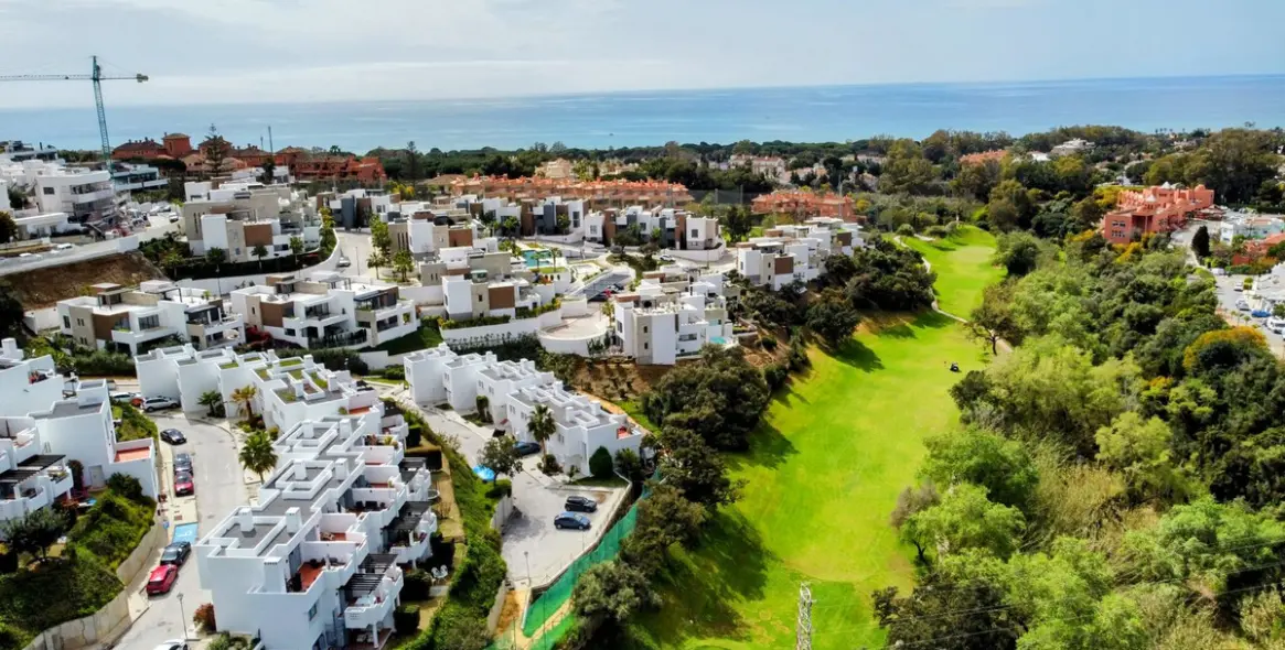 Sale of townhouse in Cabopino 3