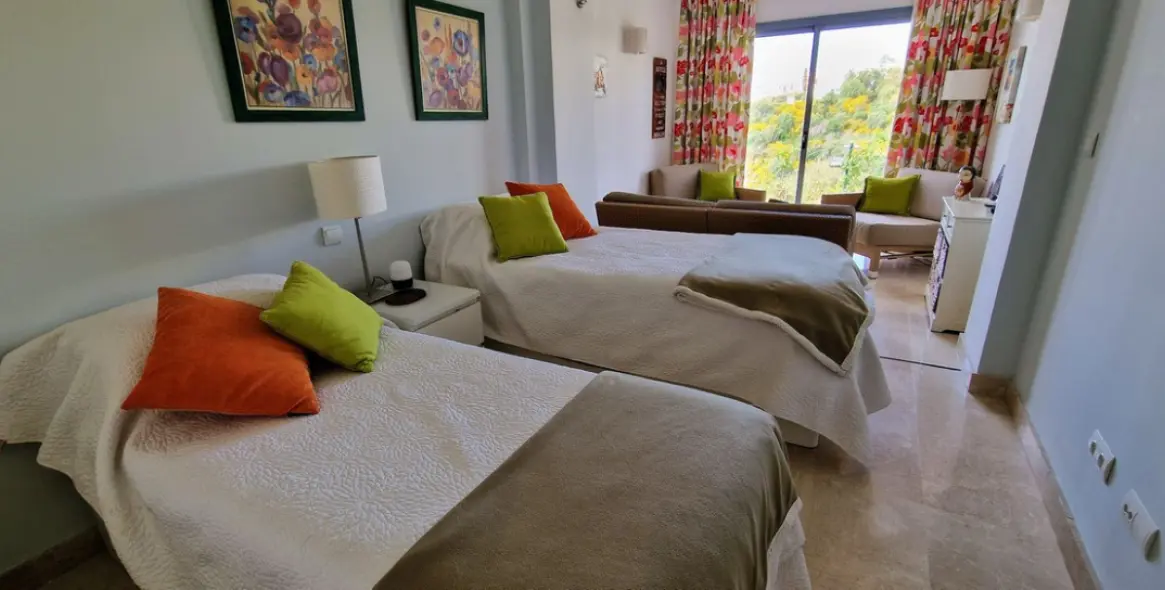 Sale of townhouse in Cabopino 17