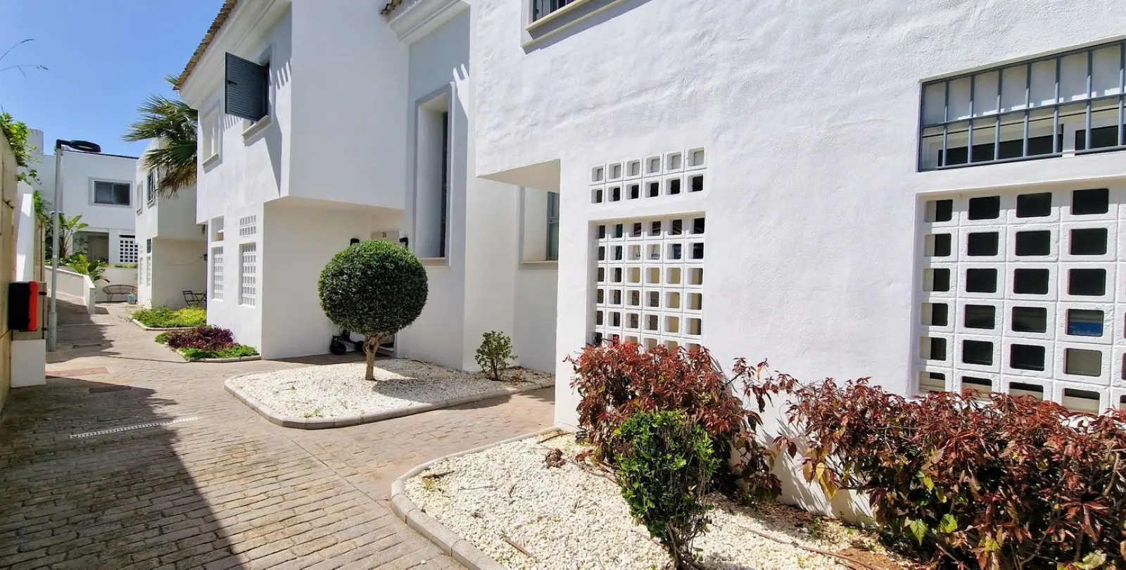 Sale of townhouse in Cabopino 24