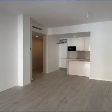 Продажа апартаментов на среднем этаже в Estepona