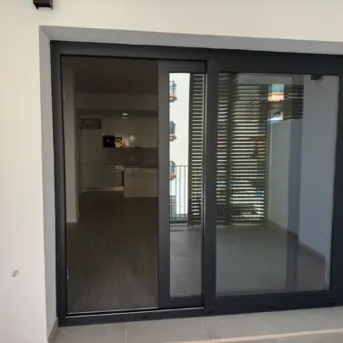 Продажа апартаментов на среднем этаже в Estepona