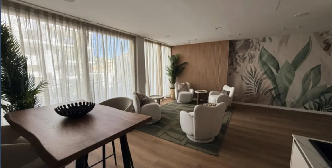 Venta de apartamento en planta media en Estepona 21