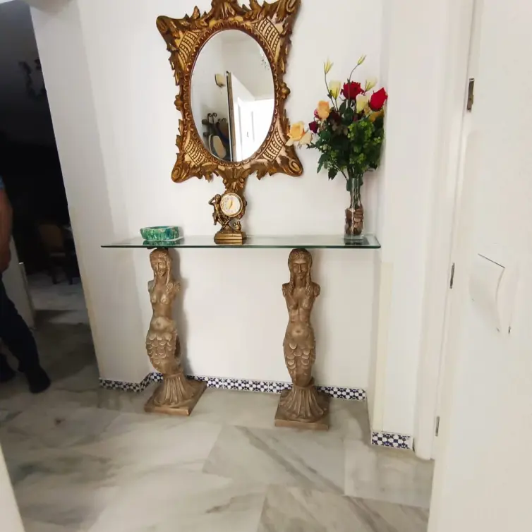 Sale of middle floor apartment in Fuengirola