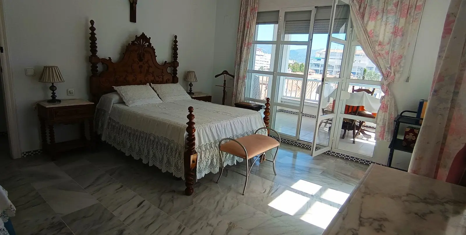 Venta de apartamento en planta media en Fuengirola 10