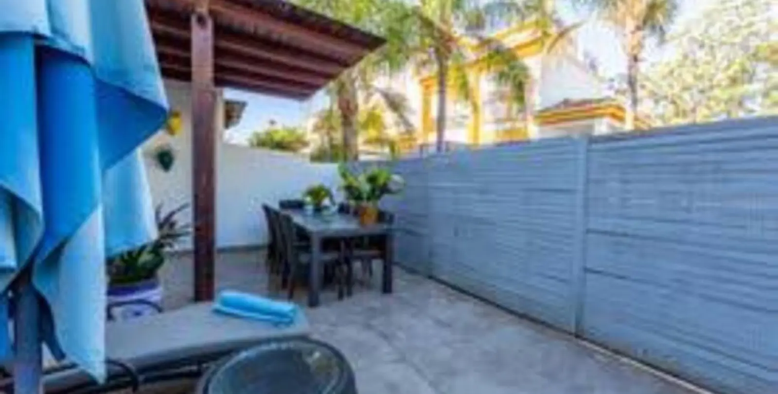 Venta de adosado en San Pedro de Alcántara 23