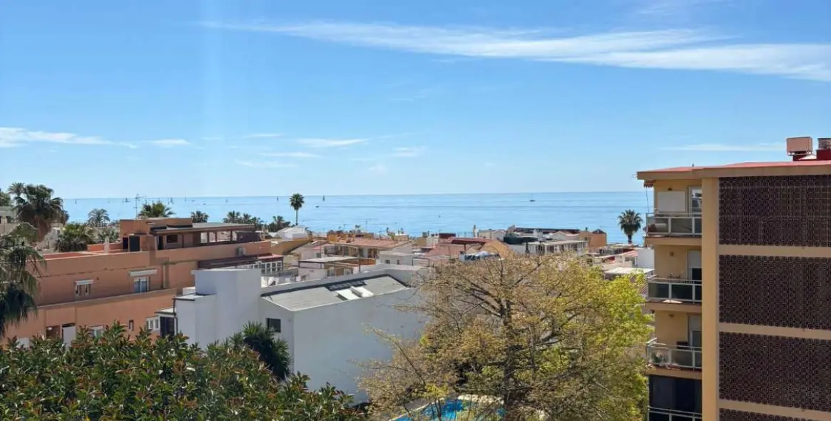 Sale of penthouse in Malaga 2