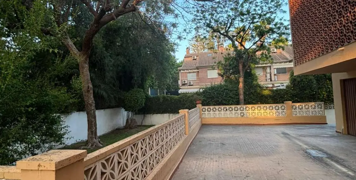 Sale of penthouse in Malaga 27