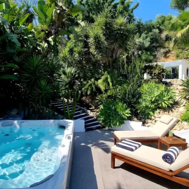 Sale of detached villa in Marbella