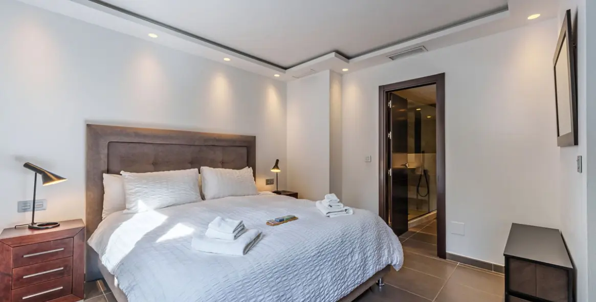 Sale of detached villa in Marbella 21