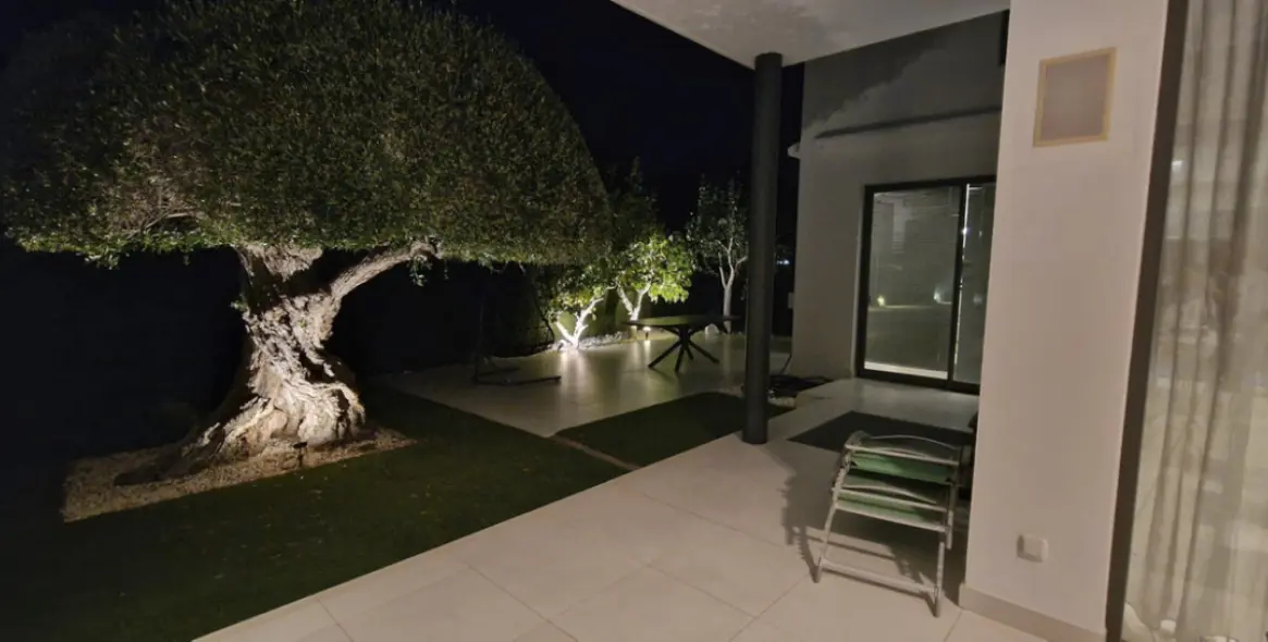 Venta de villa independiente en Nueva Andalucía 16