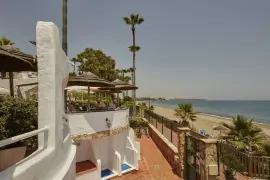 Image 4 thumb