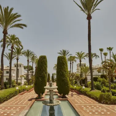 Long-term rent of middle floor apartment in Estepona