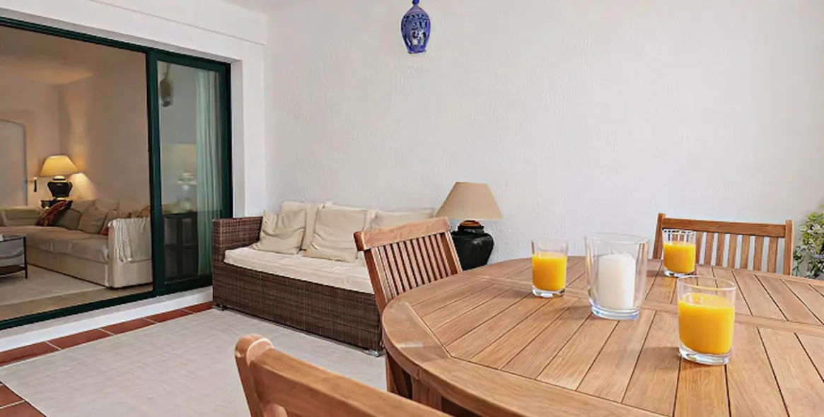 Short-term rent of middle floor apartment in San Pedro de Alcántara 2