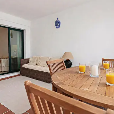 Short-term rent of middle floor apartment in San Pedro de Alcántara