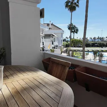 Short-term rent of middle floor apartment in San Pedro de Alcántara