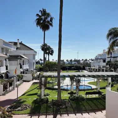 Short-term rent of middle floor apartment in San Pedro de Alcántara