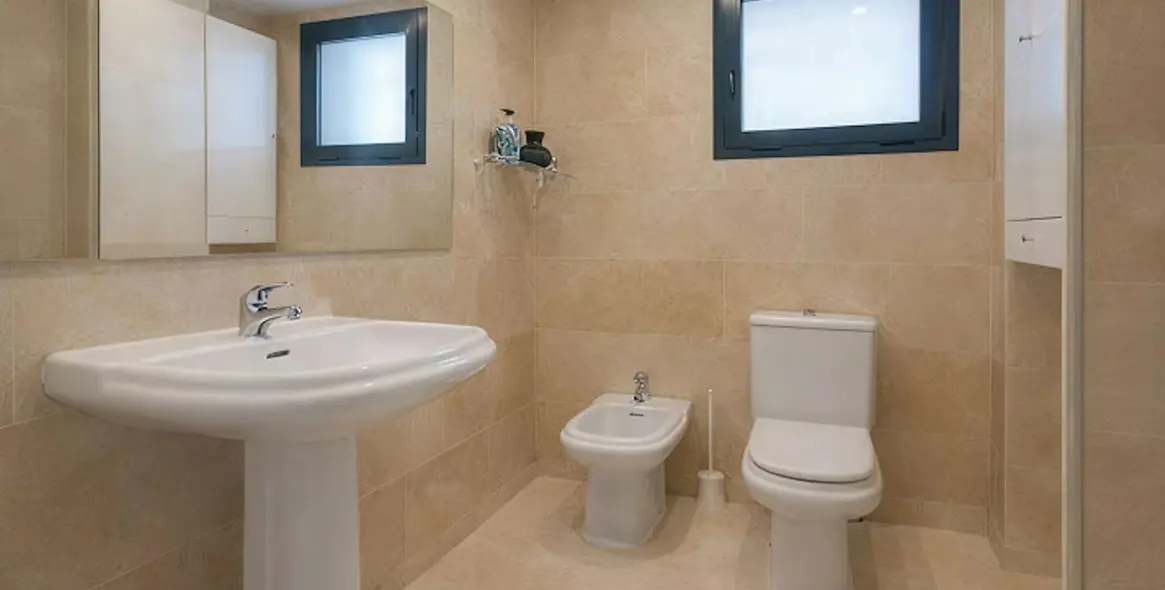 Short-term rent of middle floor apartment in San Pedro de Alcántara 11
