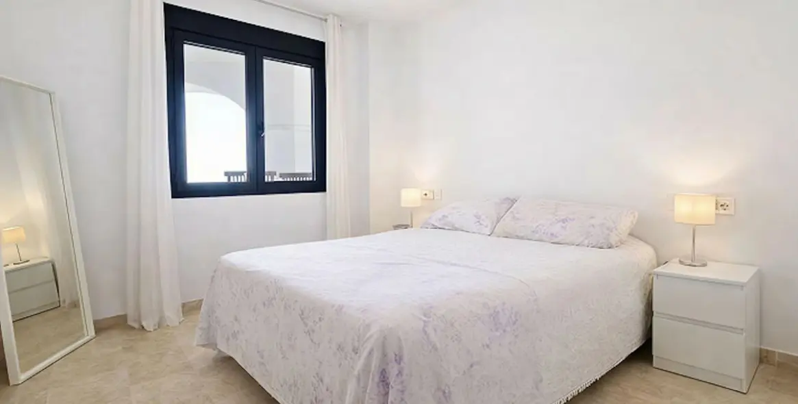 Short-term rent of middle floor apartment in San Pedro de Alcántara 13