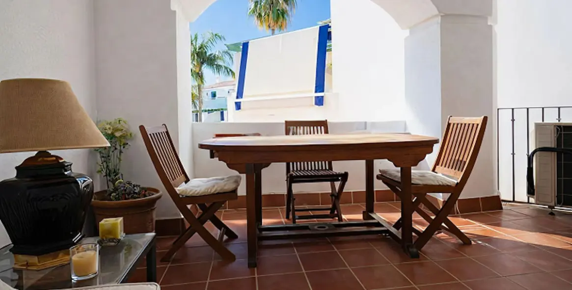 Short-term rent of middle floor apartment in San Pedro de Alcántara 16