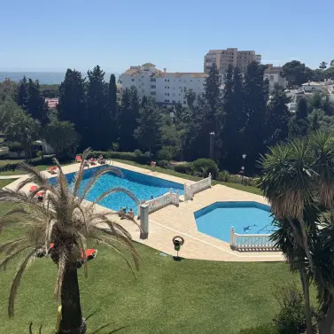 Venta de apartamento en planta media en Riviera del Sol
