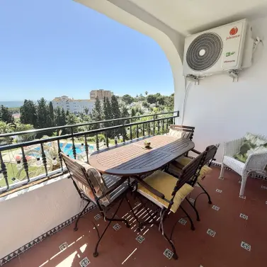 Venta de apartamento en planta media en Riviera del Sol