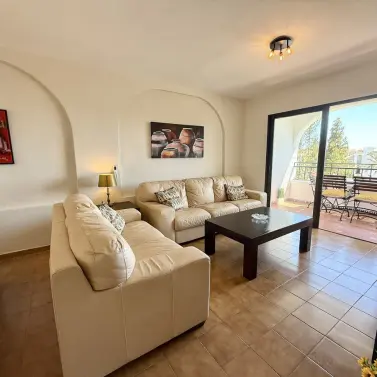 Venta de apartamento en planta media en Riviera del Sol
