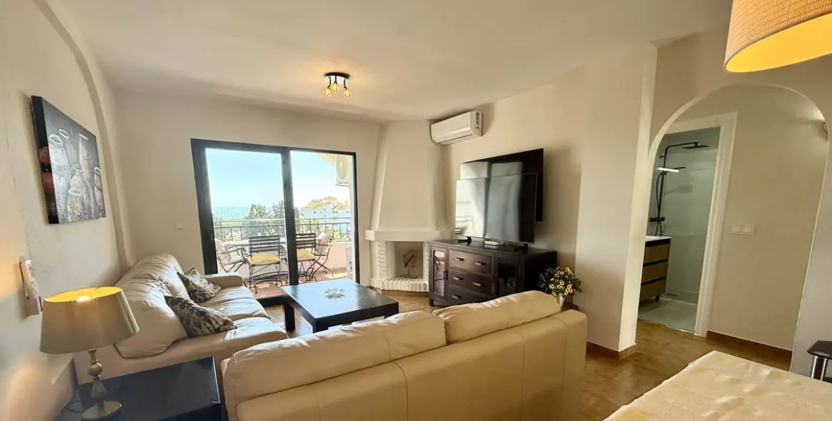 Venta de apartamento en planta media en Riviera del Sol 8