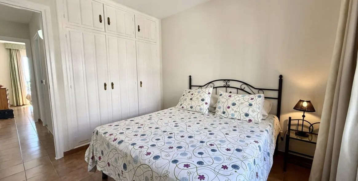 Venta de apartamento en planta media en Riviera del Sol 12