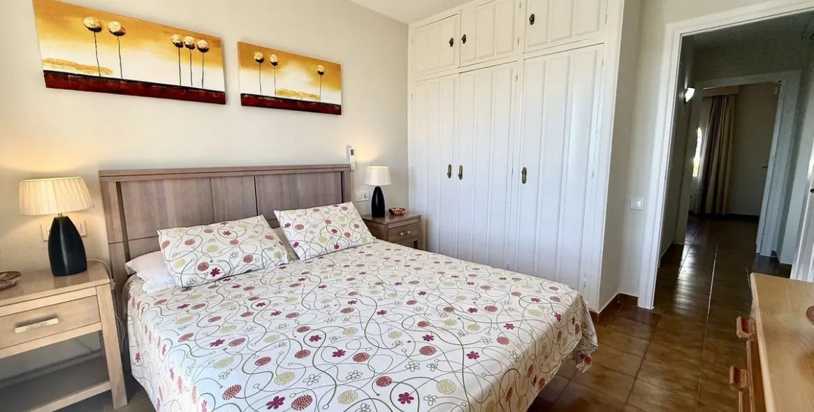 Venta de apartamento en planta media en Riviera del Sol 15