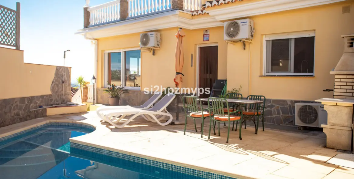 Venta de villa independiente en Torrox 5