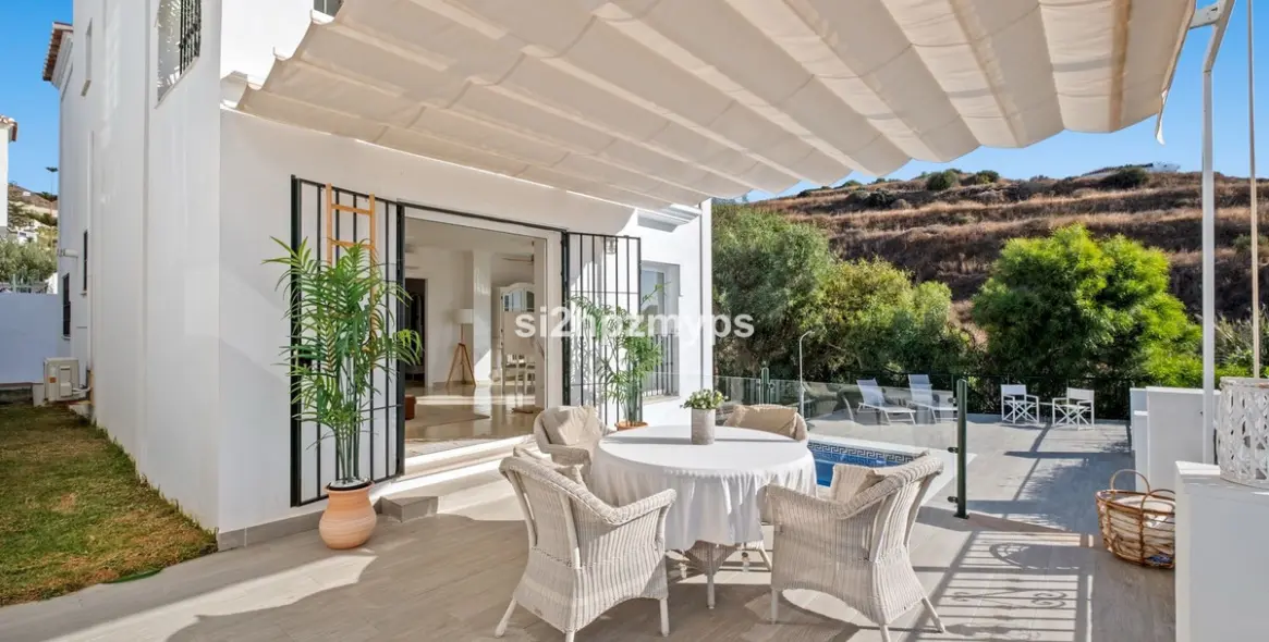 Sale of detached villa in Torrox 5