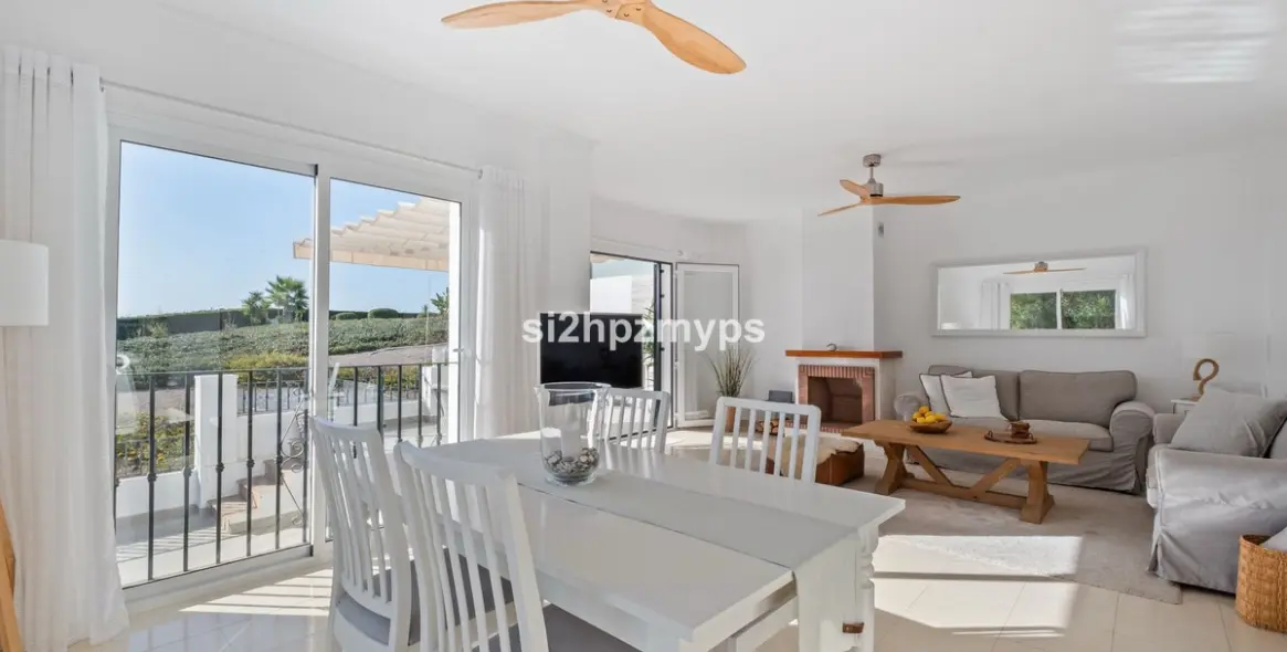 Sale of detached villa in Torrox 9