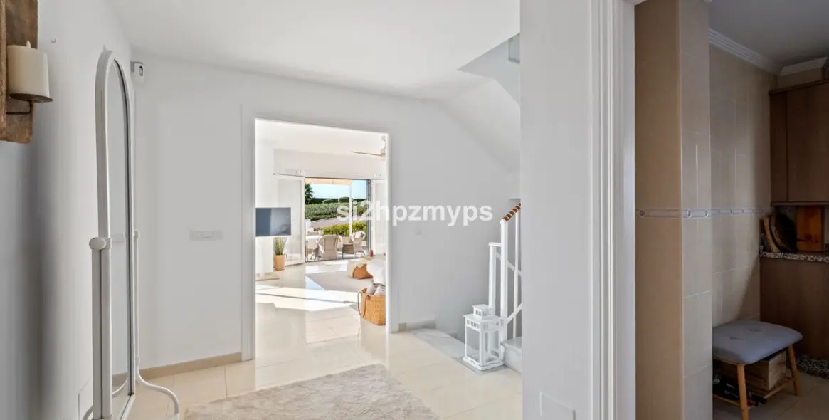 Sale of detached villa in Torrox 10