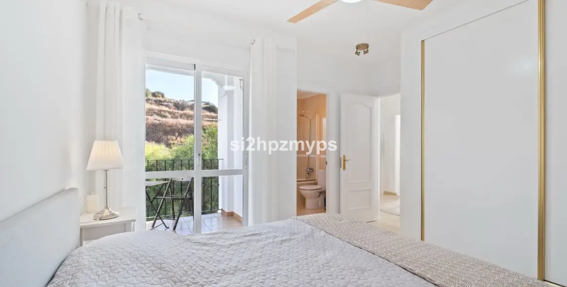 Sale of detached villa in Torrox 14