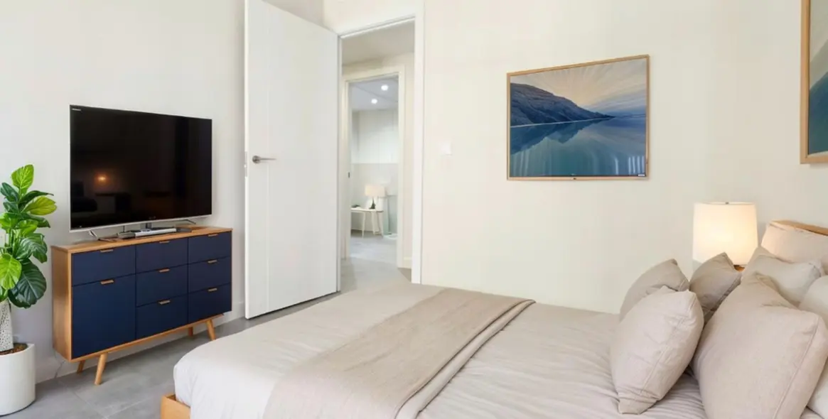 Sale of middle floor apartment in Málaga Centro 35