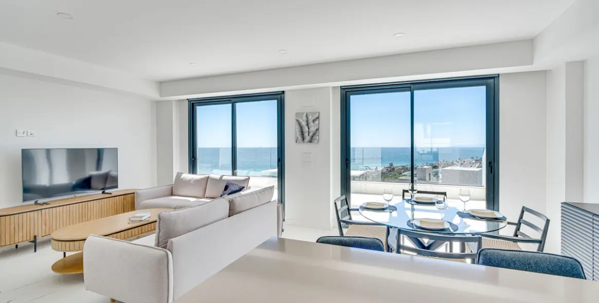 Sale of penthouse in Casares Playa 4