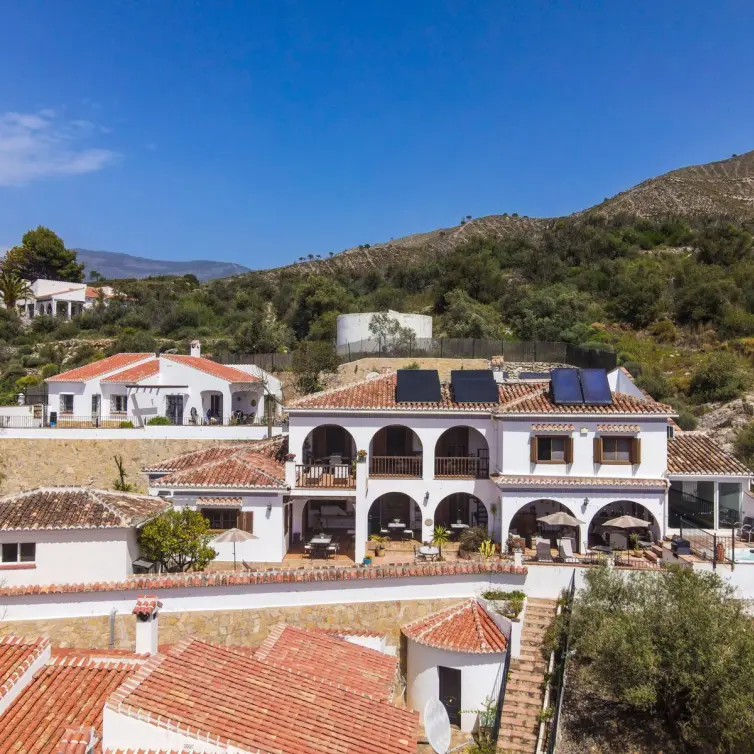 Sale of detached villa in Cómpeta