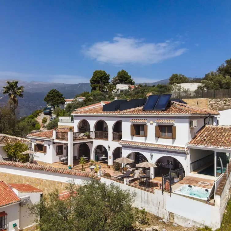 Sale of detached villa in Cómpeta