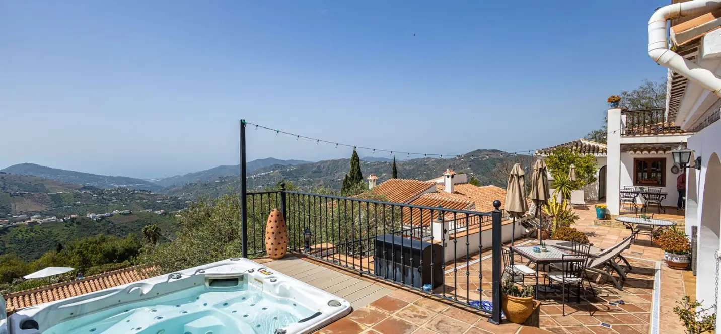 Sale of detached villa in Cómpeta 4