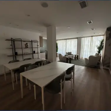 Sale of middle floor apartment in Estepona
