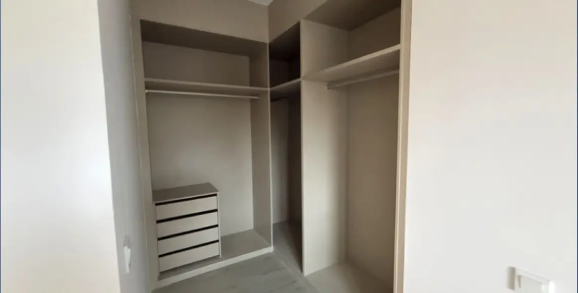 Sale of middle floor apartment in Estepona 13
