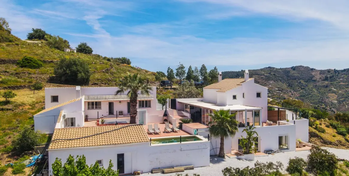 Sale of detached villa in Cómpeta 3