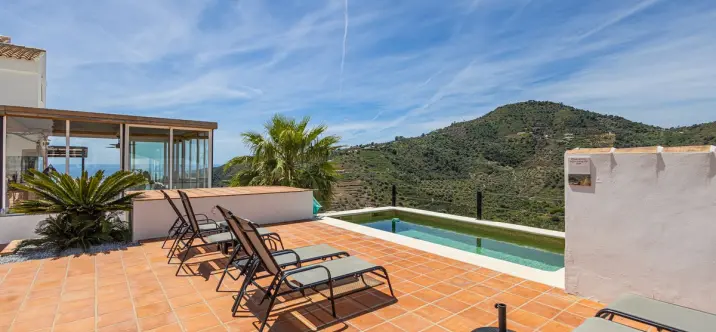 Sale of detached villa in Cómpeta 4